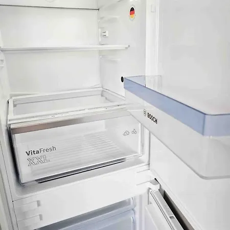 Apartment 2.5 In Zurich-oerlikon