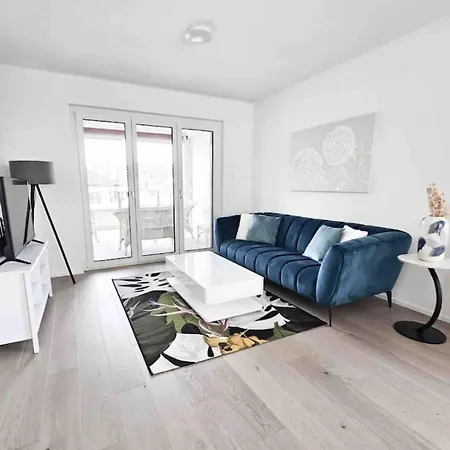 2.5 In Zurich-oerlikon * Zurich
